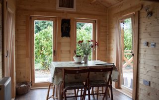 Loghouse.ie log cabin. Top quality log house products.